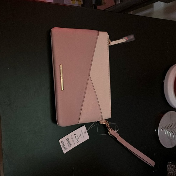 Aldo Handbags - Aldo wristlet